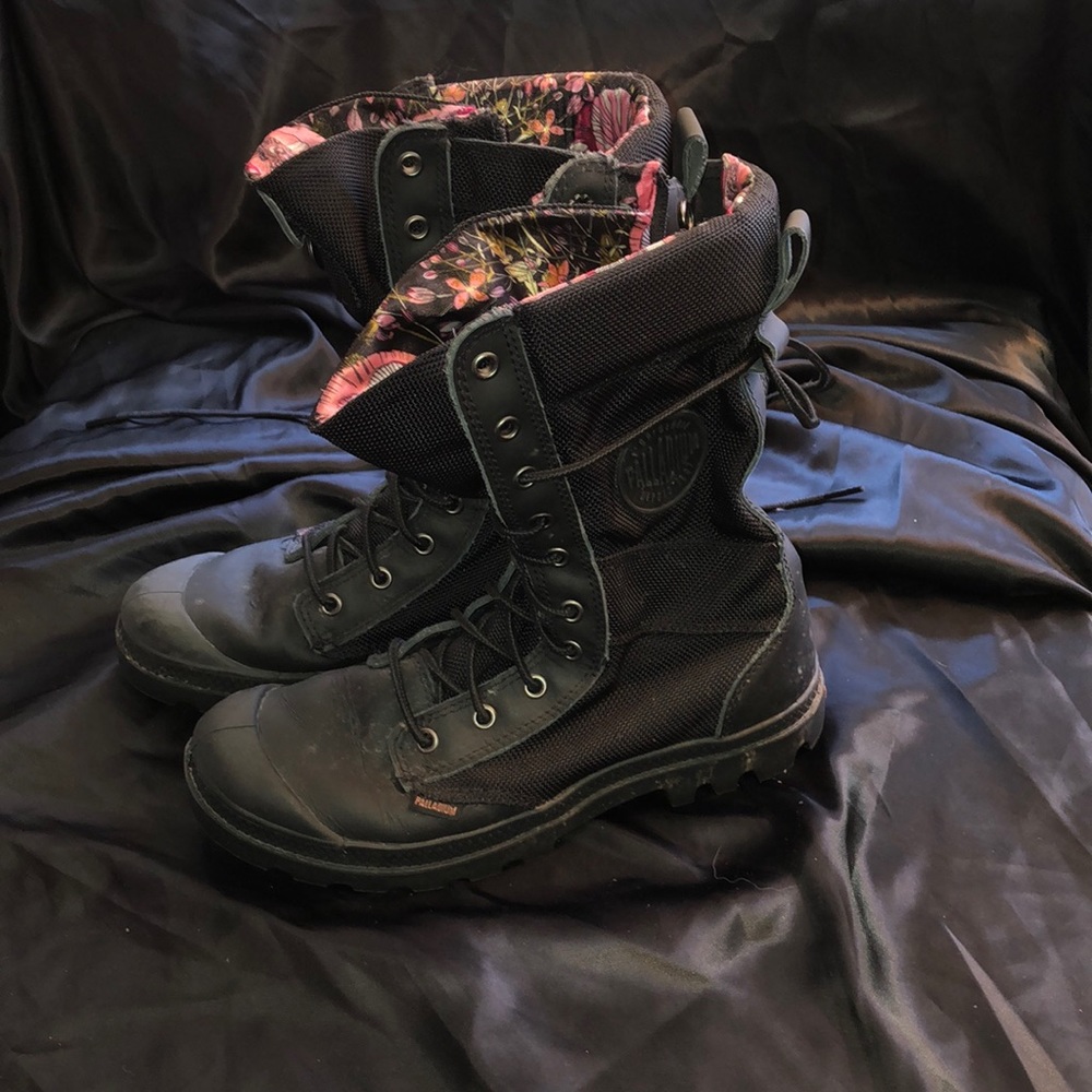 Palladium Boots 🥾